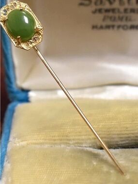 Vintage 14k Gold Stick Pin with Green Cabochon Stone
